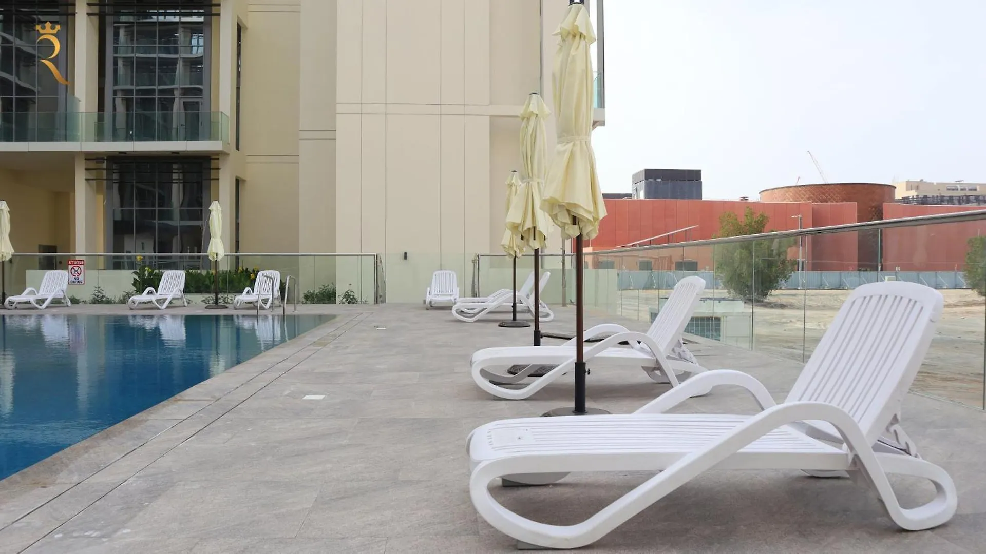 Grandiose Getaway Serene 1Br Oasis Apartment